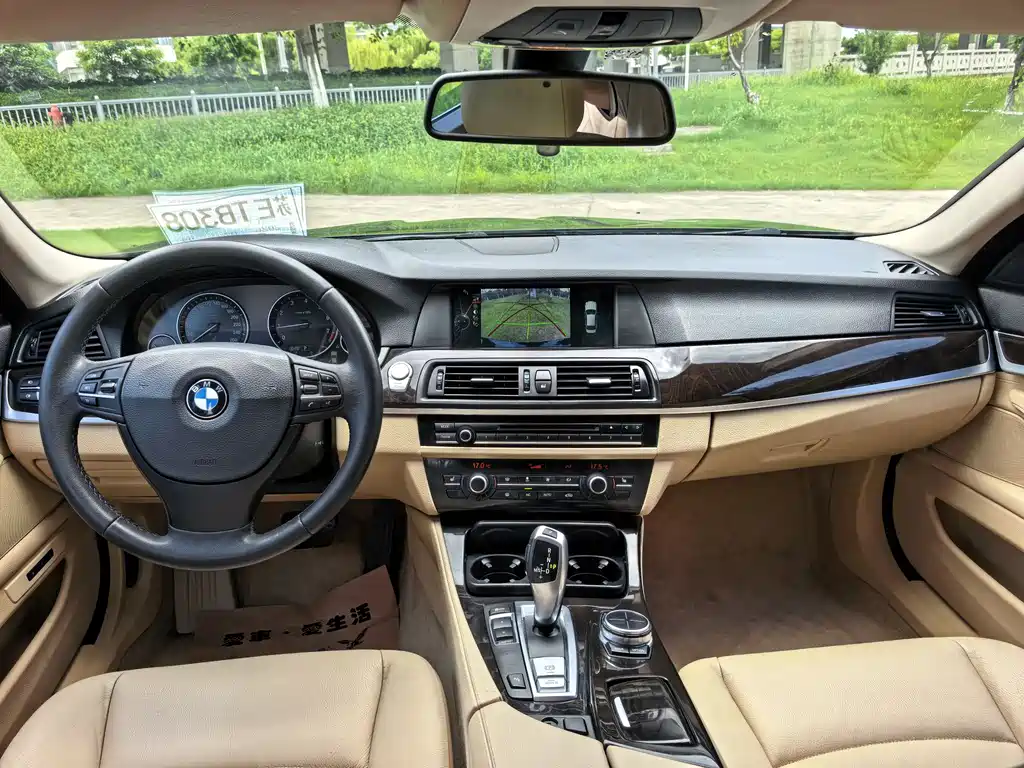 BMW 5 Series 2013 — фото 13
