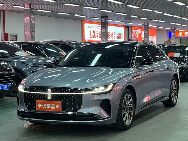 Lincoln Z 2022