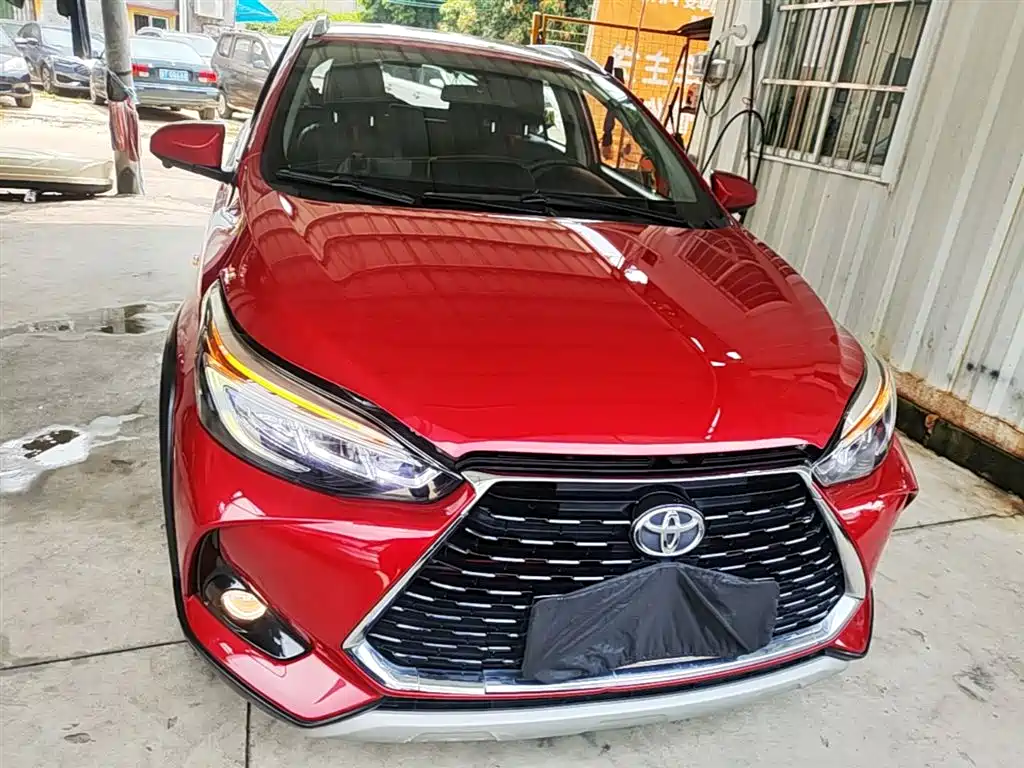 Toyota Yaris L 2021 — фото 3