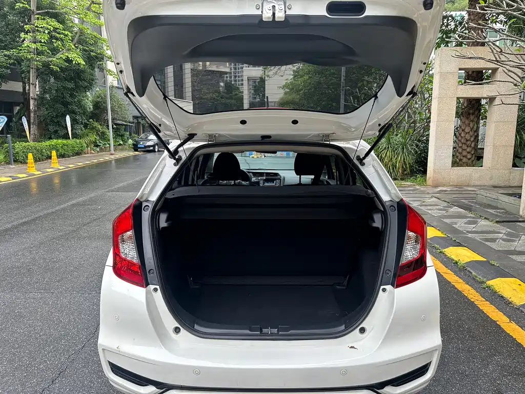 Honda Fit 2019 — фото 19