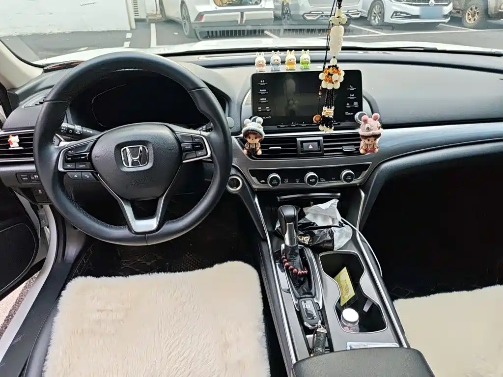 Honda Accord 2019 — фото 13
