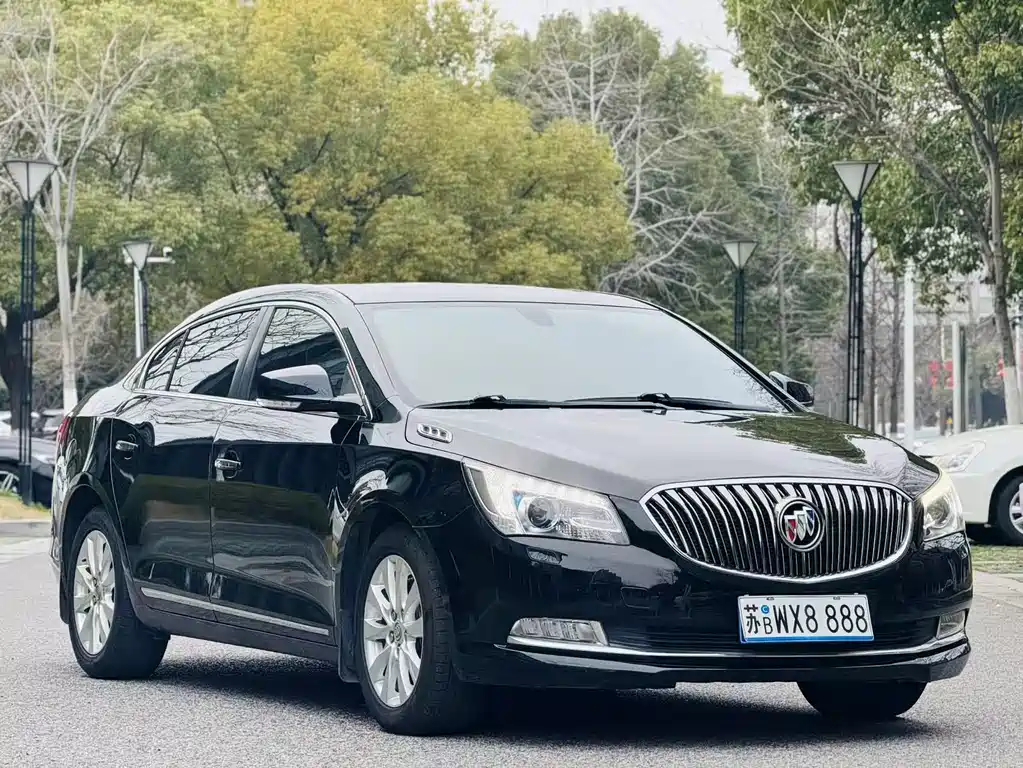 Buick LaCrosse 2015 — фото 3