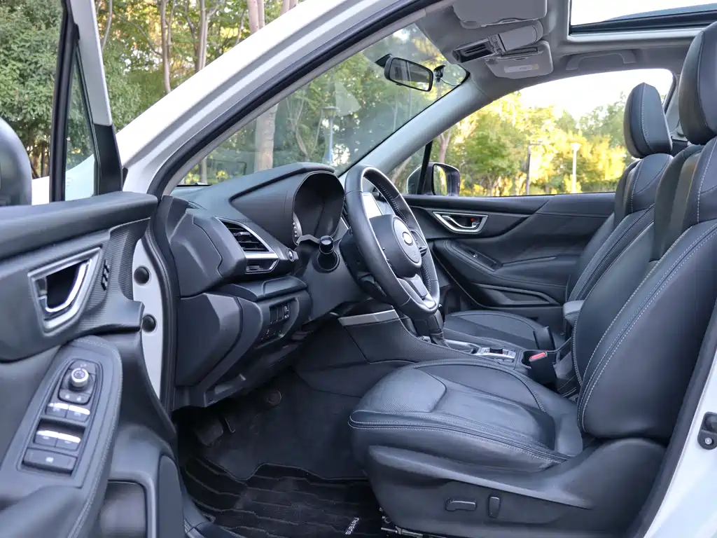 Subaru Forester 2020 — фото 11