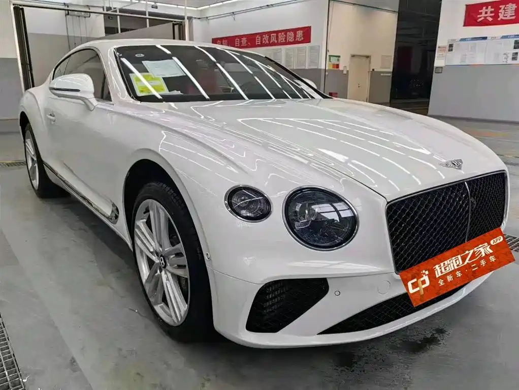 Bentley Continental 2020 — фото 6