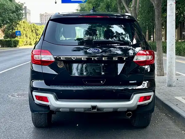 Ford Everest 2016