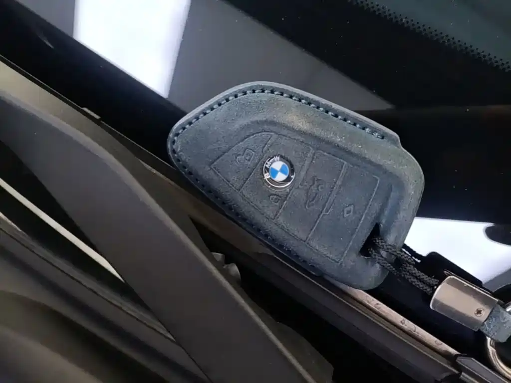 BMW i3 2024 — фото 9
