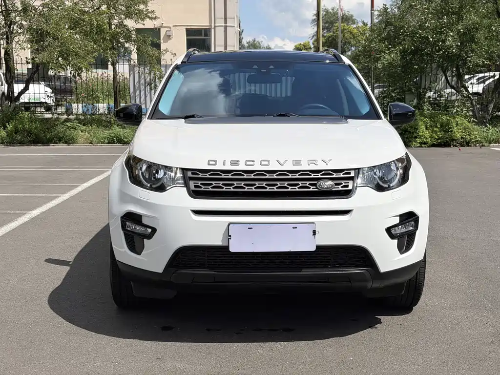 Land Rover Discovery Sport 2017 — фото 2