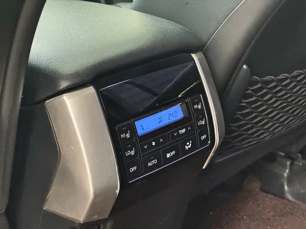 Toyota Prado 2018 — фото 13