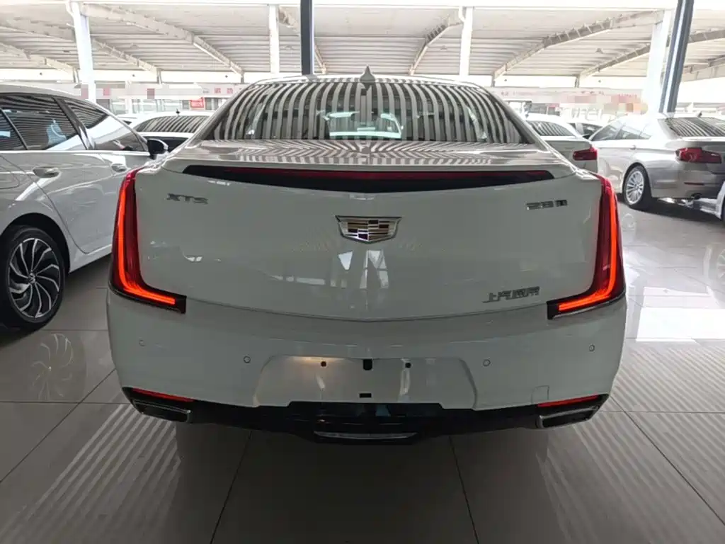 Cadillac XTS 2019 — фото 6