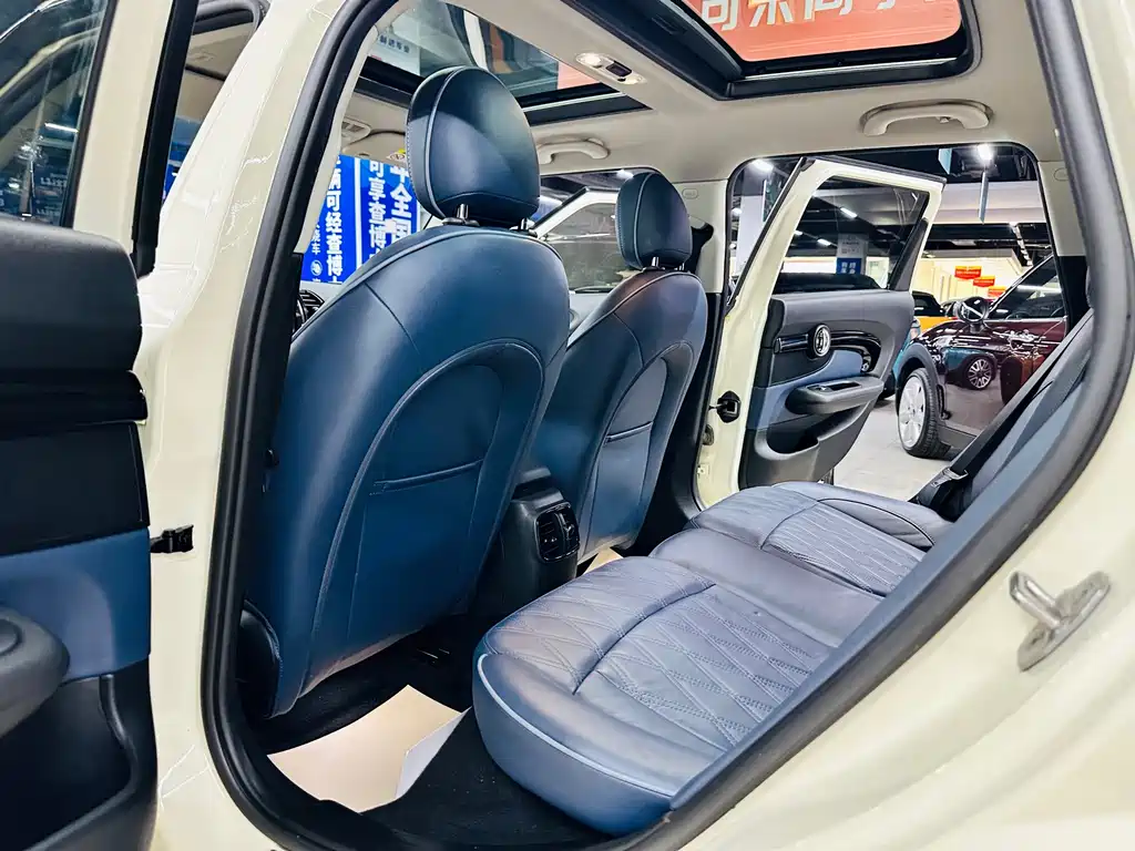 MINI Clubman 2021 — фото 29