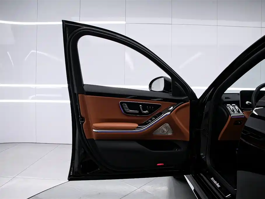 Mercedes-Benz S-Class 2024 — фото 11