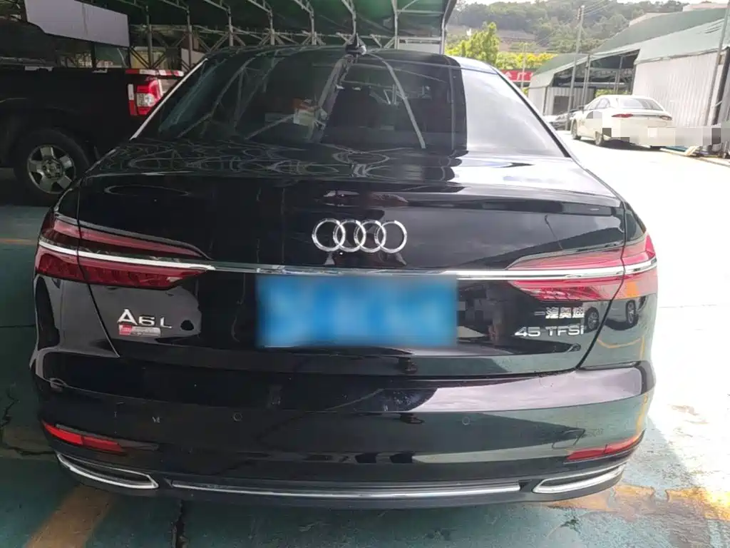 Audi A6L 2021