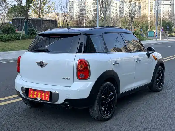 MINI Countryman 2011