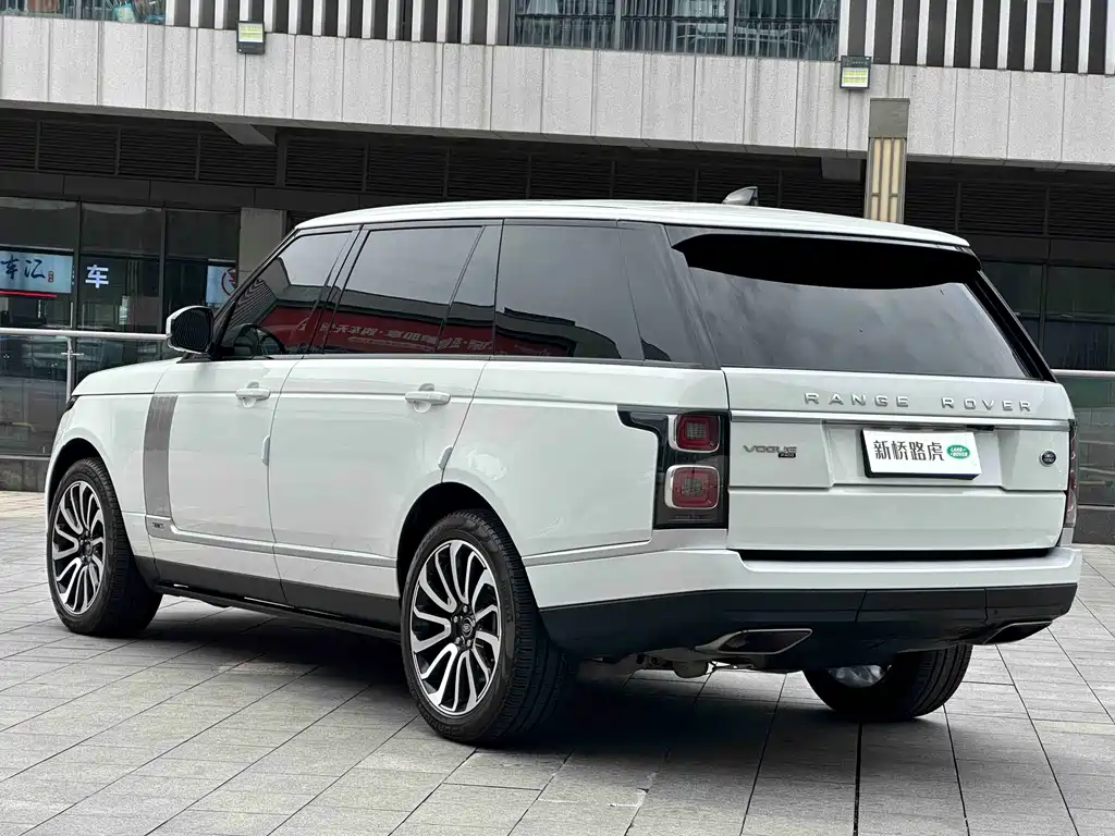 Land Rover Range Rover 2020 — фото 16