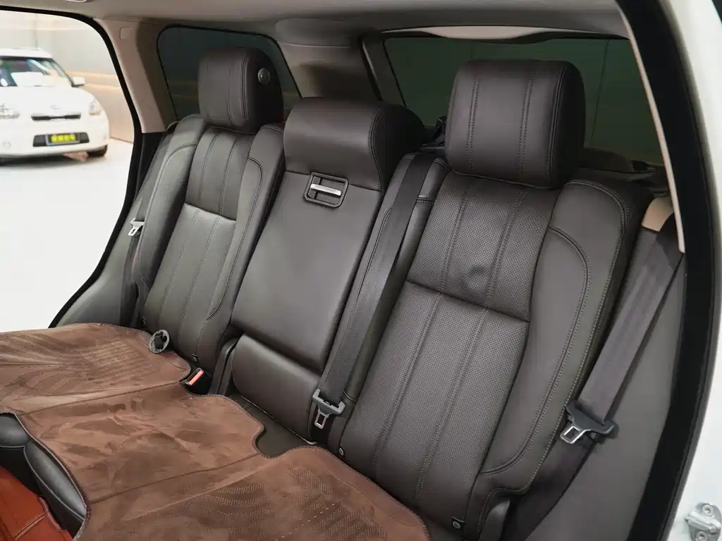 Land Rover Range Rover 2015 — фото 24