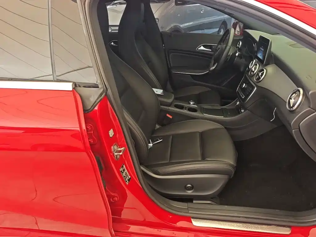Mercedes-Benz CLA 2018 — фото 25