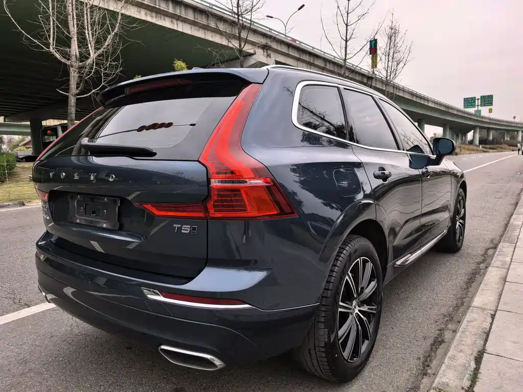 Volvo XC60 2020 — фото 19