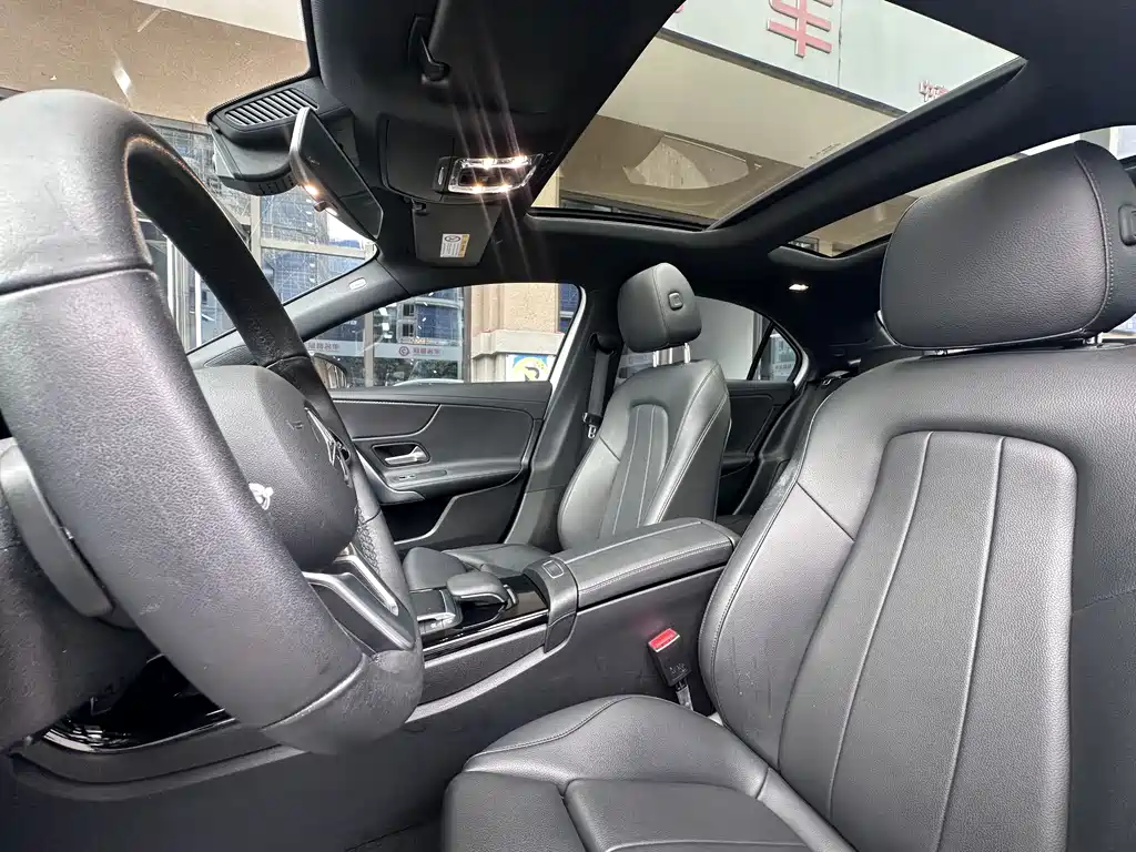 Mercedes-Benz A-Class 2020 — фото 14