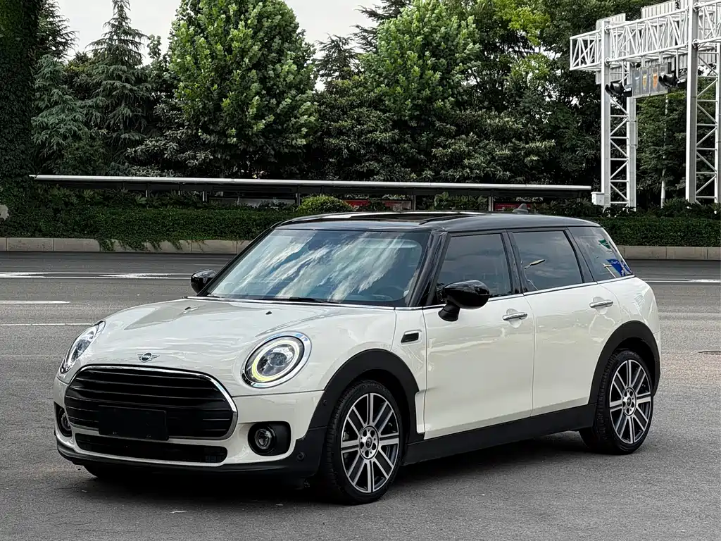 MINI Clubman 2021