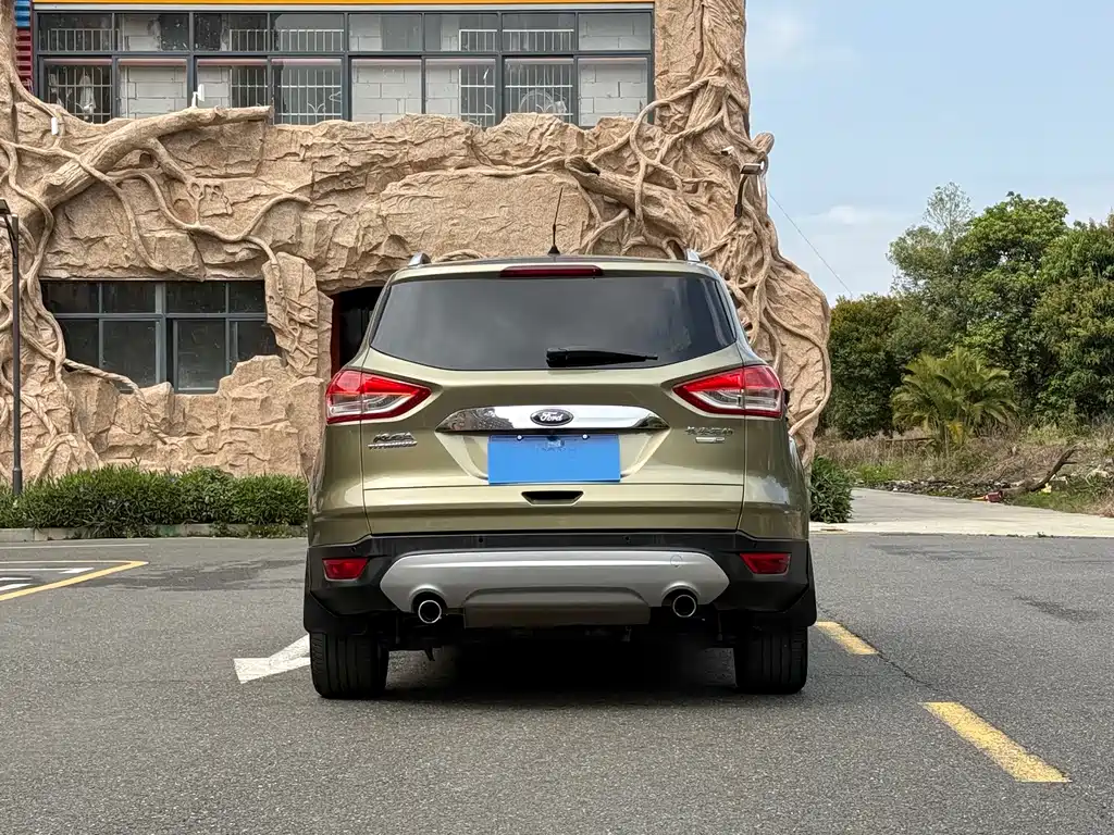 Ford Kuga 2015