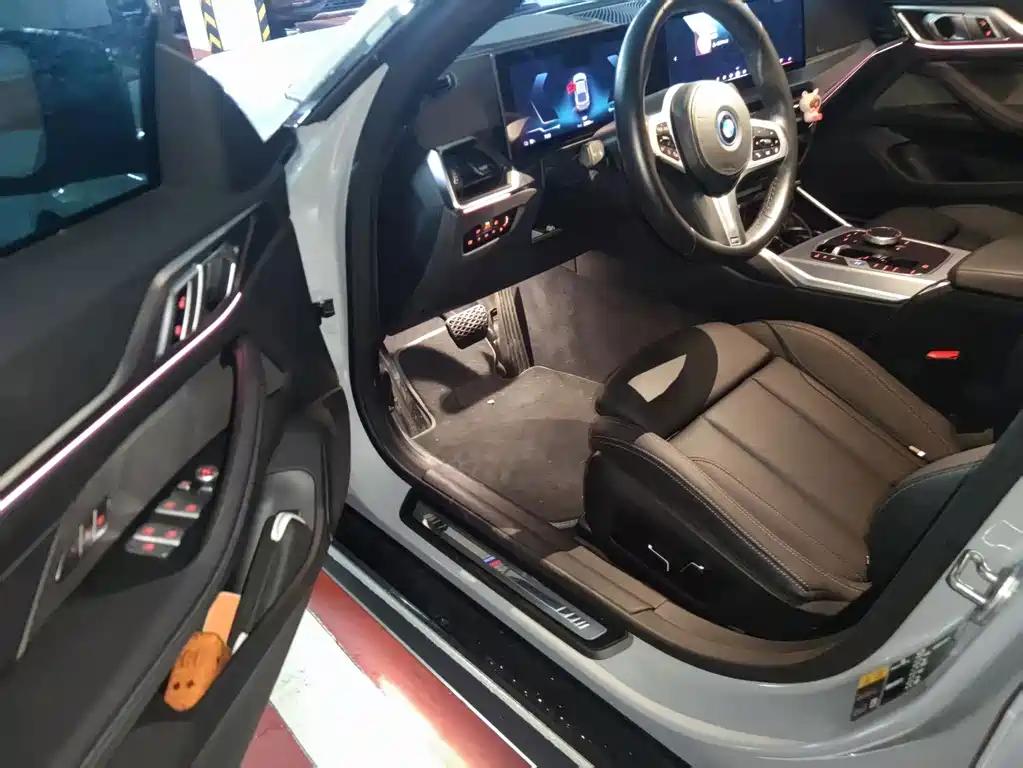 BMW i4 2025 — фото 4