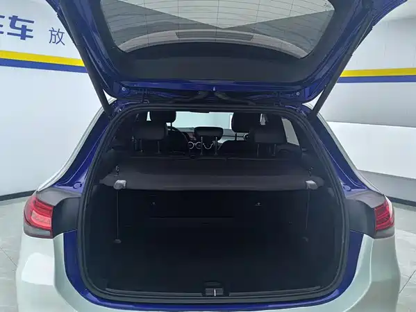 Mercedes-Benz GLA 2020