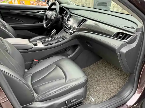 Buick LaCrosse 2018