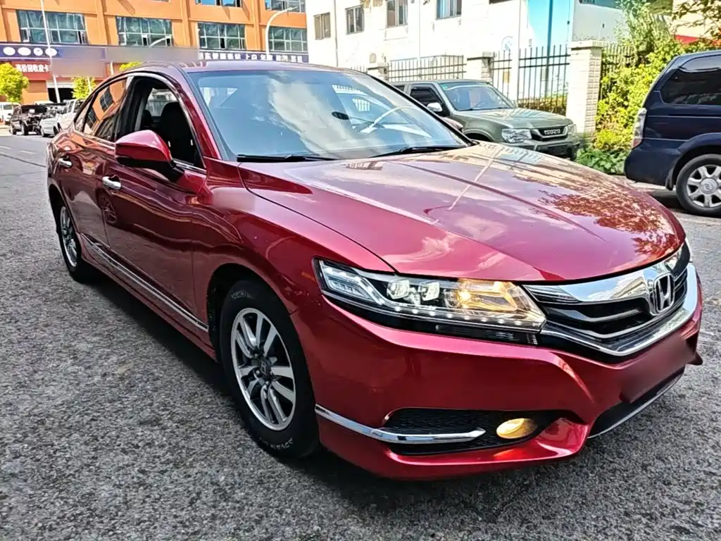 Honda Spirior 2015 — фото 4