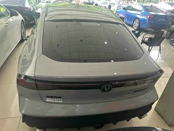 Changan UNI-V 2022