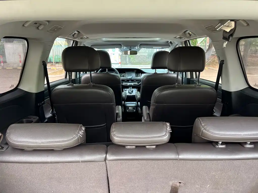 GAC Motor Trumpchi M6 2020 — фото 13