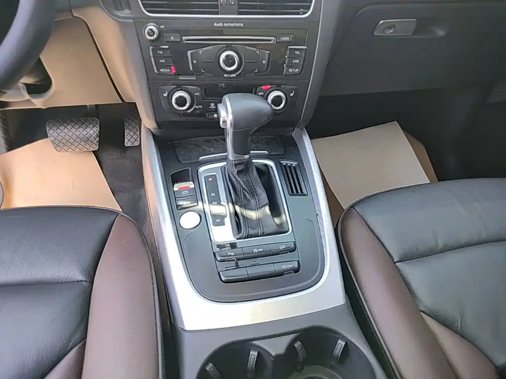 Audi Q5 2018 — фото 14