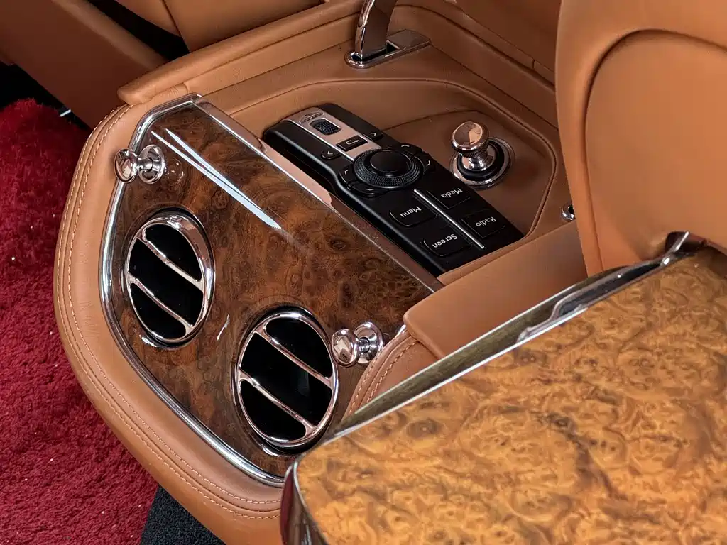 Bentley Mulsanne 2013 — фото 20