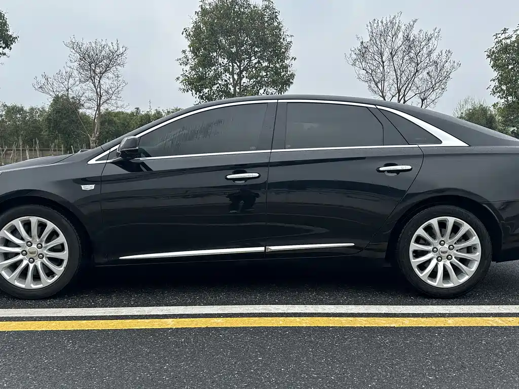 Cadillac XTS 2019 — фото 3