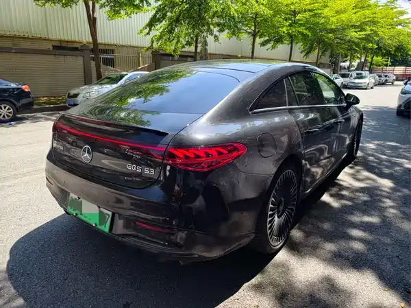Mercedes-Benz EQS AMG 2024