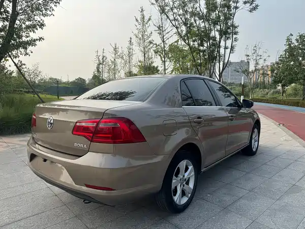 Volkswagen Bora 2015