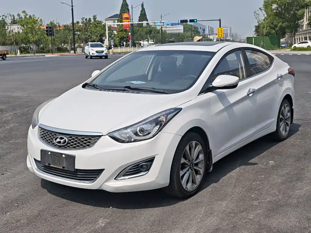 Hyundai Elantra Langdong 2016 — фото 1