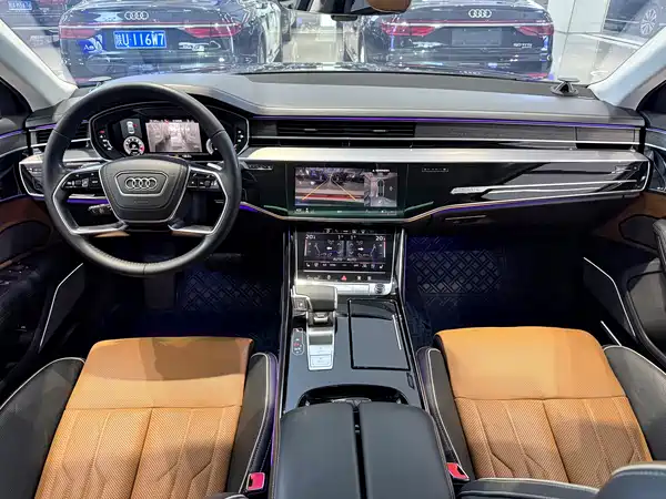 Audi A8 2022