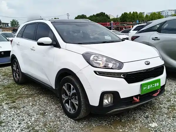 Kia KX3 2016