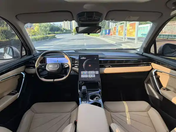 Geely Boyue L 2023