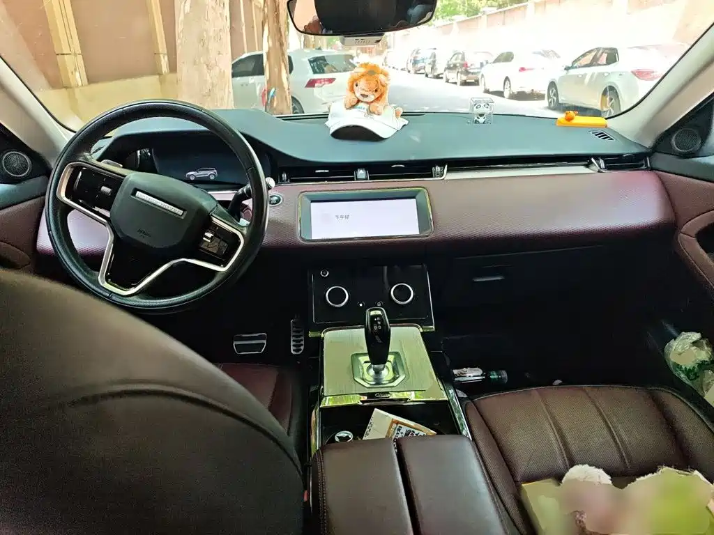Land Rover Evoque 2022