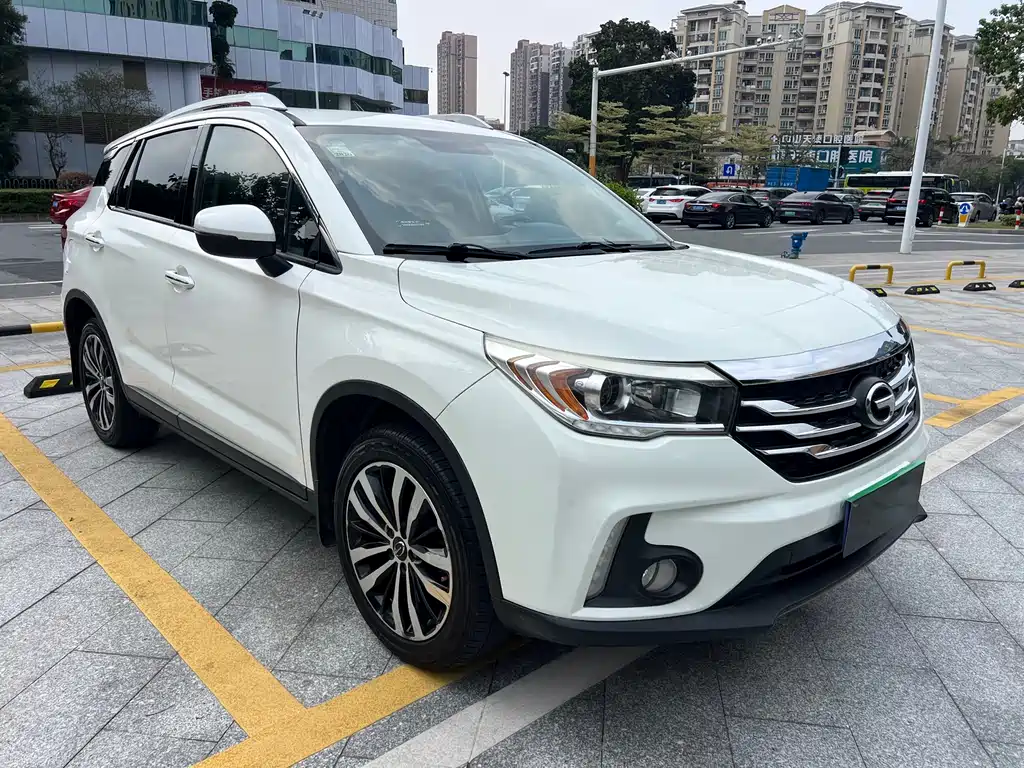 GAC Motor Trumpchi GS4 2015 — фото 2