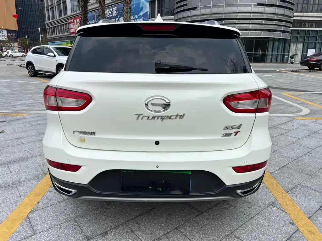 GAC Motor Trumpchi GS4 2015 — фото 6
