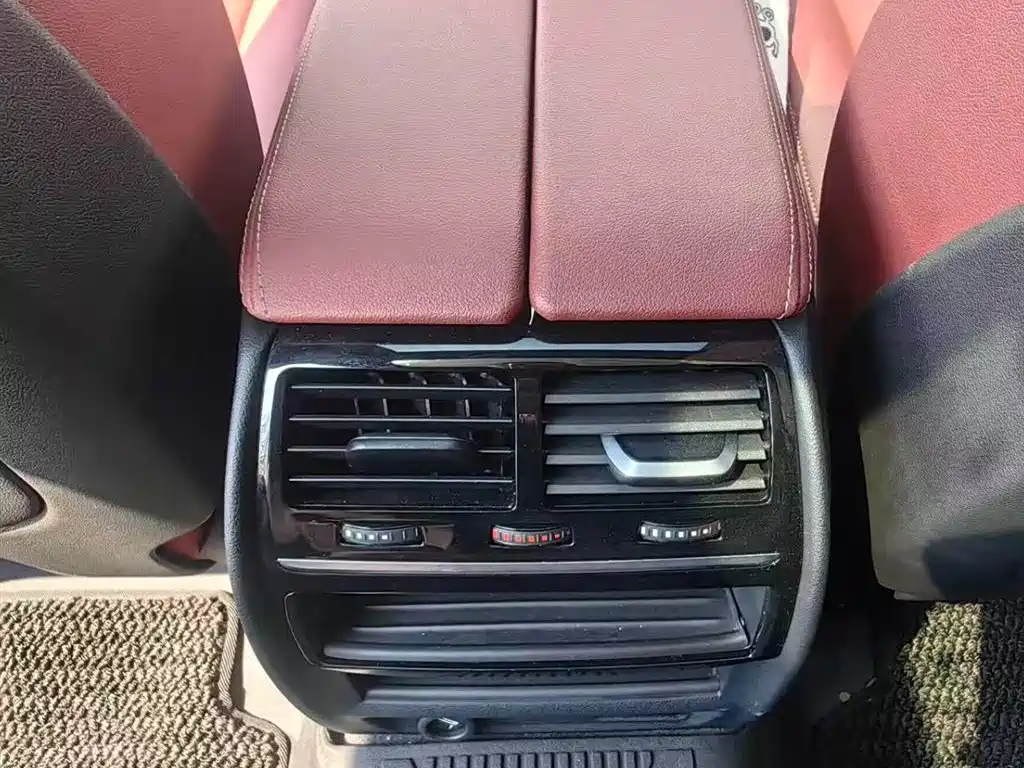 BMW 5 Series 2023 — фото 12