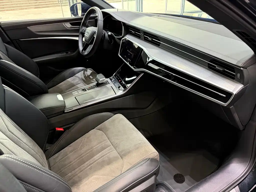Audi A6L 2024