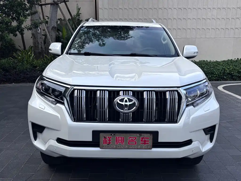 Toyota Prado 2018 — фото 2