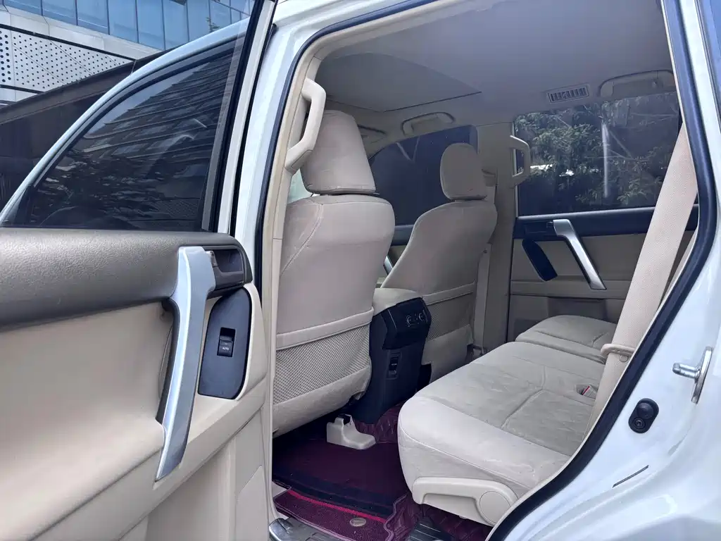 Toyota Prado 2018 — фото 12
