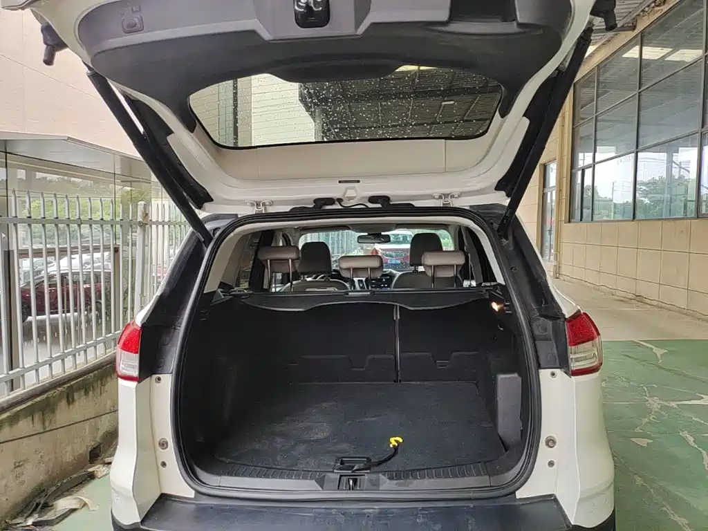 Ford Kuga 2014 — фото 15