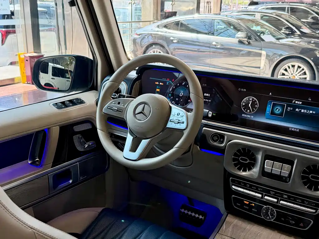 Mercedes-Benz G-Class 2019 — фото 16