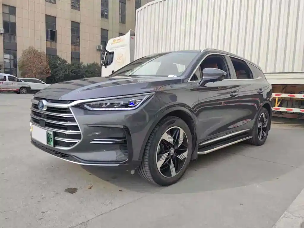 BYD Tang New Energy 2023 — фото 1