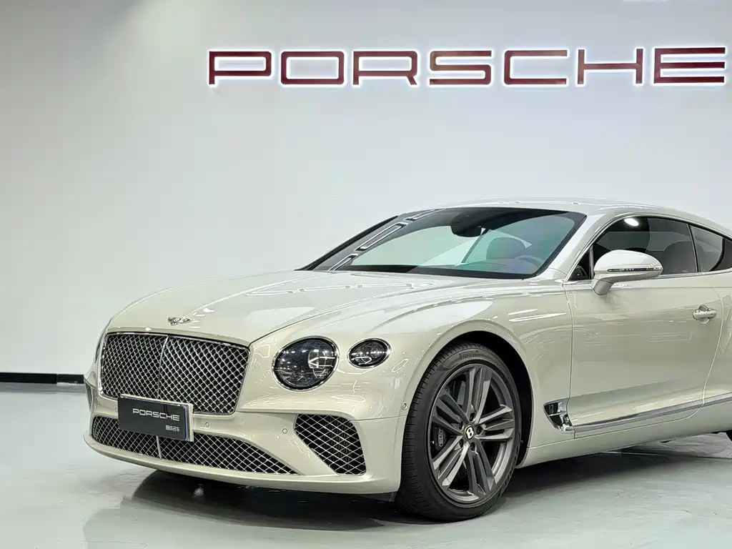 Bentley Continental 2020 — фото 14